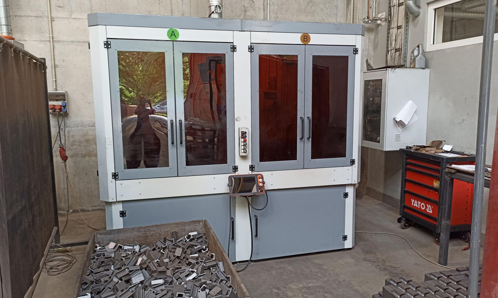 Beboq Robotics welding cell.